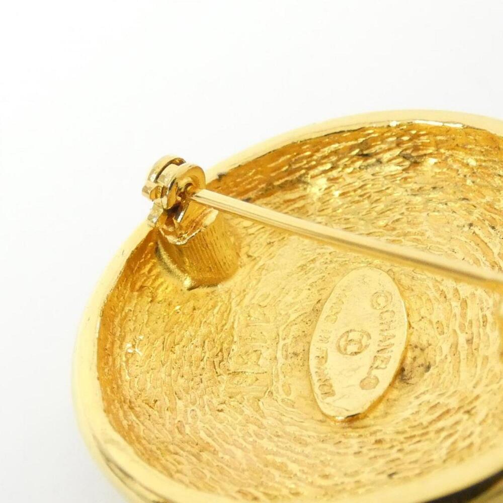 CHANEL Gold Brooch - Picture 3 of 3
